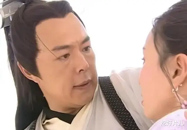 于和伟|94版《倚天屠龙记》：仅出现7集的杨逍，把张无忌秒得毫无存在感