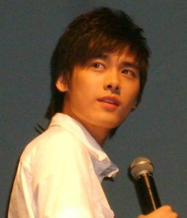 邓伦|邓伦：这是我的18岁，吴亦凡：这是我的18岁，利路修：请让让