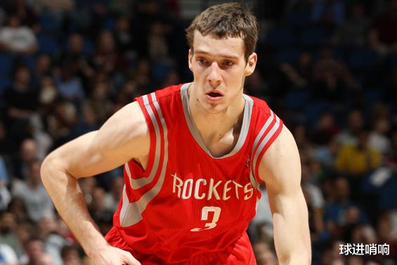 女孩 双赢!1换1交易方案出炉,火箭清理戈登,德拉季奇重回休城