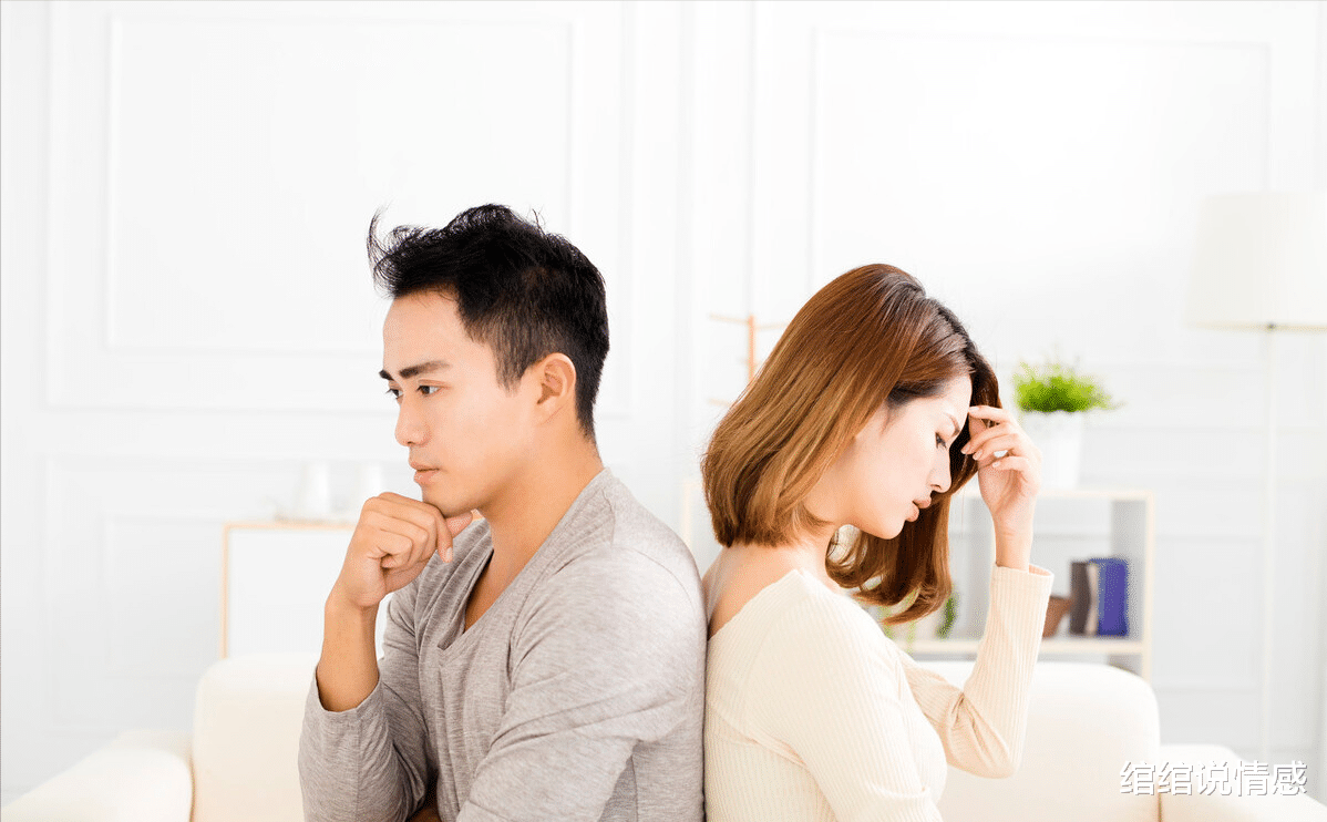 绾绾说情感|新娘亲戚6人堵门索要20条中华，新郎爽快答应，结果一去不回