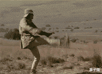 女主播 今天看直播，女主播的“xiong”掉了下来, 直播间瞬间炸开了锅。