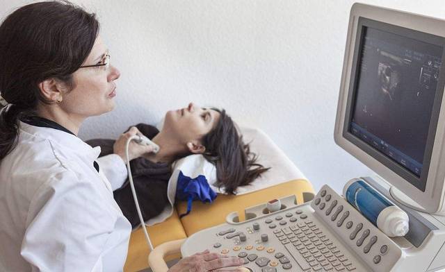 健康追酱|甲状腺结节能不能吃西兰花？这1种食物，能够活血化瘀，肿块消散