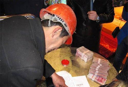 |别再信月薪过万了?80%人在“这一范围”内,你的薪资能超过吗?