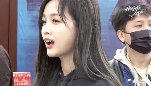 吴宣仪|求明星放弃烤瓷牙，看看吴宣仪，摘掉假牙后，颜值秒回春