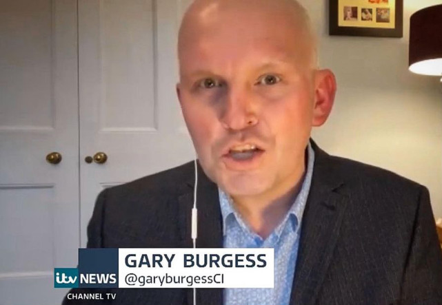 迪丽热巴|46岁英国主持人因癌去世，辞世前浮肿到判若两人，晚期仍出镜工作