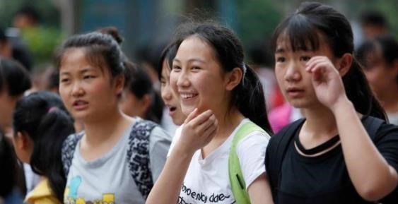 何沐青谈|杭州中考数学结束后，学霸崩溃，哭诉：三年的努力都白费了