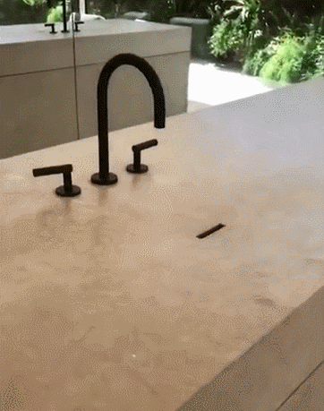 讲真的 | Kim和Kanye都有新欢了?!2000万美金装修的豪宅怎么分