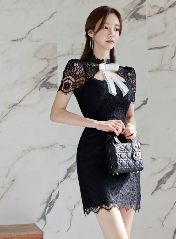 壹品穿搭|女神孙允珠的时尚搭配：青荇浮藻暗梦巴洛克古典洋裙