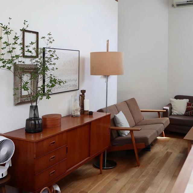 |日本55岁阿姨“穷装”新家,全屋大白墙不吊顶,越简单越高级!