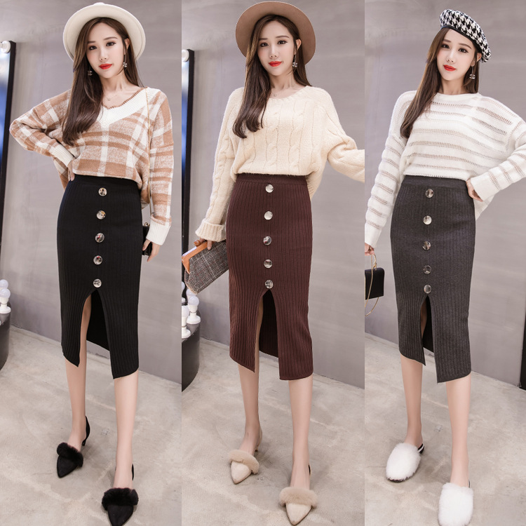 潮流搭配菌 衣服在精不在多,有品位的女人这样穿“过膝裙”,保暖显瘦显腿长