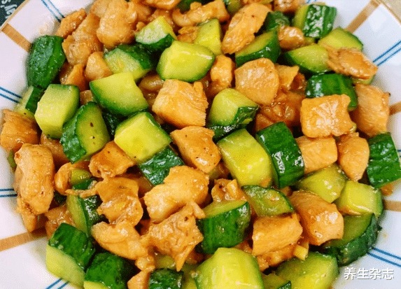 甲状腺|甲状腺不好,3种表现藏不住,希望你都不占,3类食物可“软化”结节