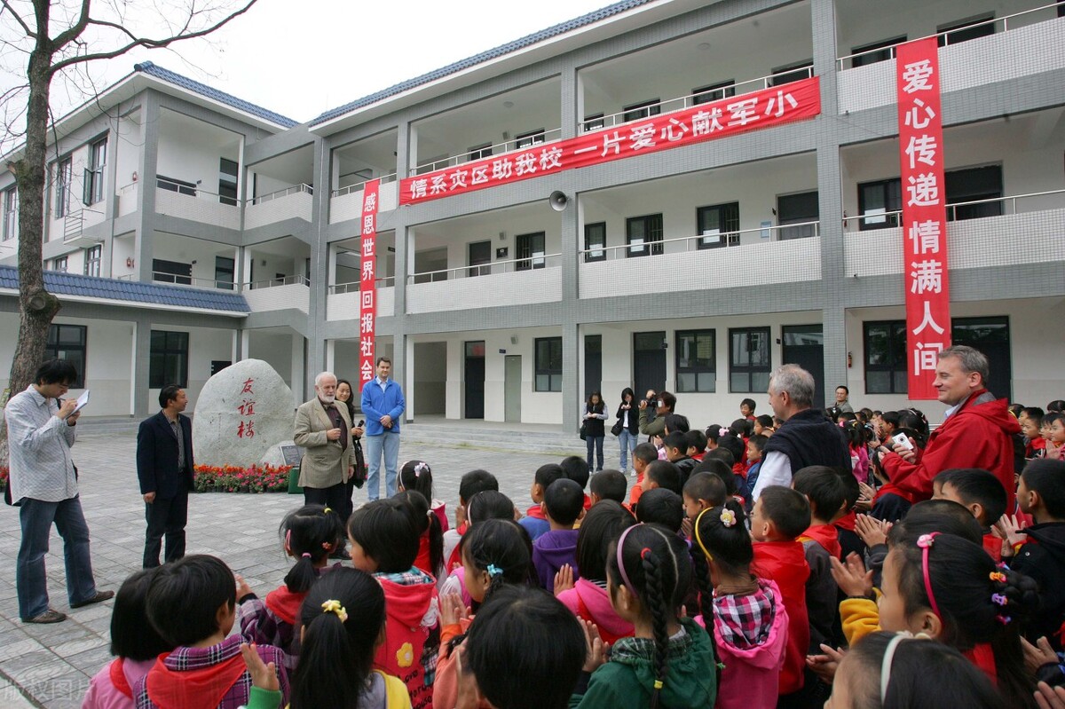|太难了!是在“县城”买房子好,还是在“农村”盖房好?