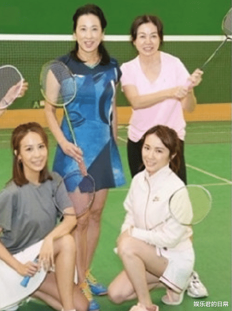 香港小姐|郭晶晶63岁婆婆打羽毛球，素颜露面大秀美腿，身材不输小28岁港姐