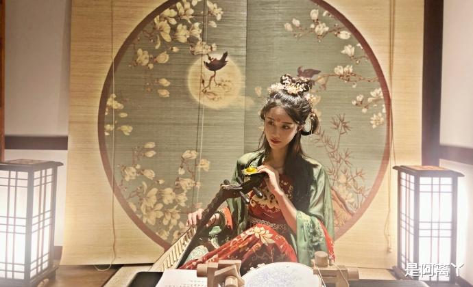 轩子|被虎牙永封的轩子巨2兔,终于意识到身材走样,如今只能委屈自己