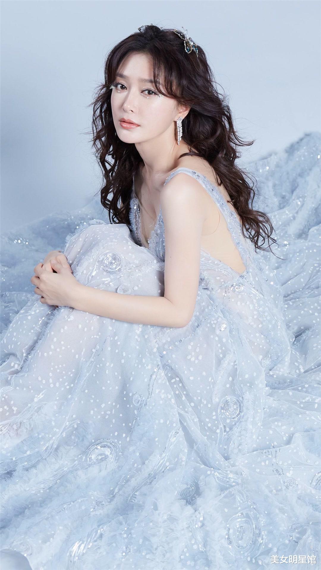 秦岚|美女明星馆：秦岚，优雅迷人！