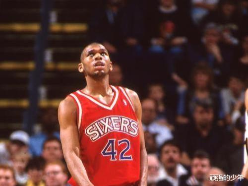 斯塔克豪斯|曾敢單挑喬丹，不滿艾弗森做老大，這個有實力、敢說話的狂妄天才為何拿不到總冠軍