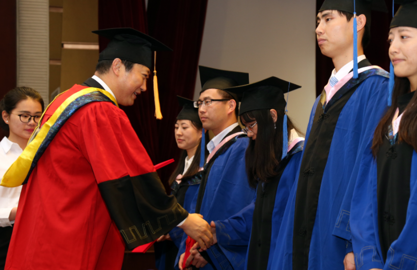 |学硕与专硕毕业生，找工作时认可度相同吗？毕业的师姐说出门道