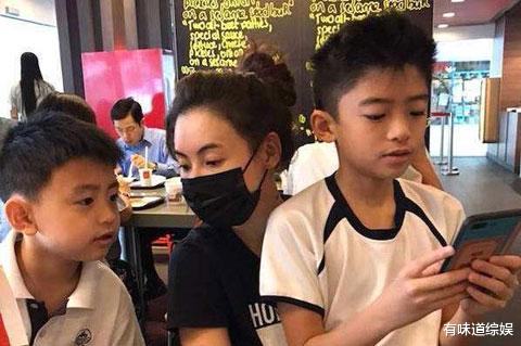 张柏芝|谢霆锋揭露离婚真相，张柏芝的遮羞布被扯下，难怪三胎儿子没父亲