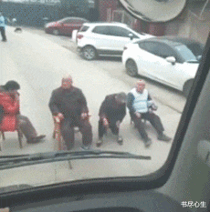 招聘|神回复:殡仪馆招聘,月薪3万元,但需要值夜班,你愿意去吗?