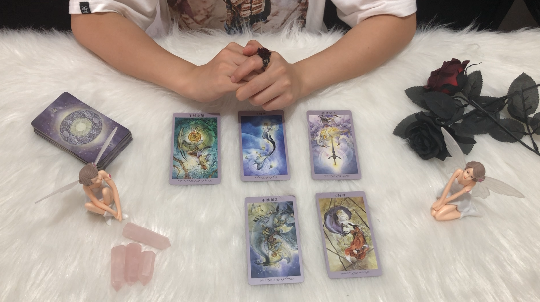 爱神塔罗|爱神塔罗：双子座未来45天情感运势，近期思绪纷乱，不再井然有序