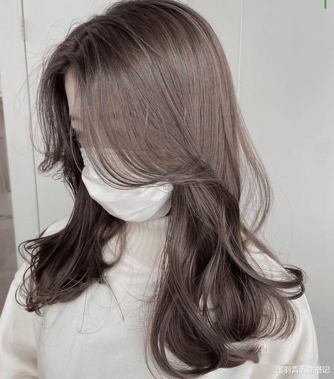 发型 皮肤黄就别染黄头发了,这种“显白”发色正流行,大方又洋气