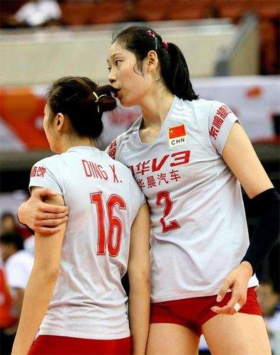 丁霞|丁霞的故事：女排二传最后的荣光，脾气暴躁，赛场辱骂女排功勋！