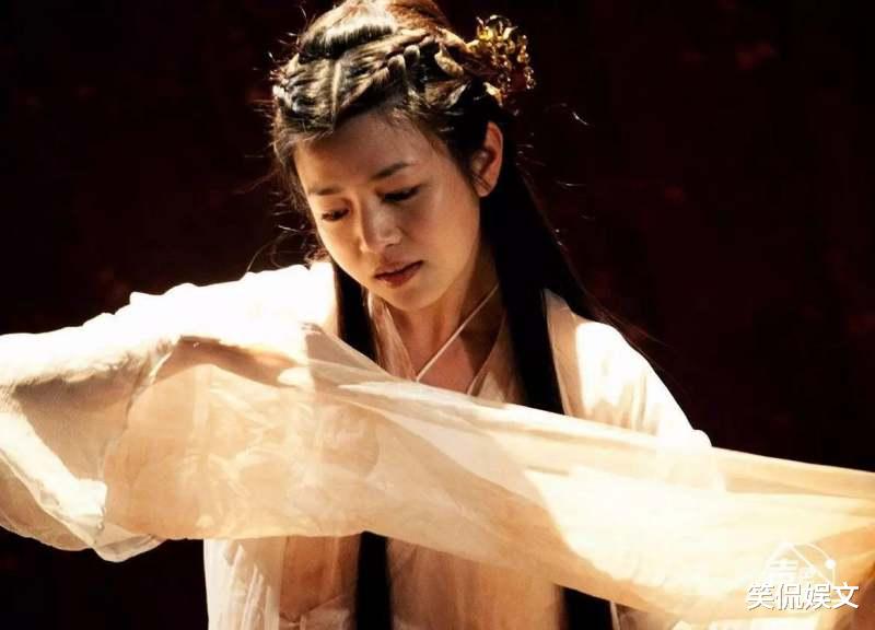 陈妍希|陈妍希有多冤？当初要以这造型出演“小龙女”就是另一个结局了，哪个造型？