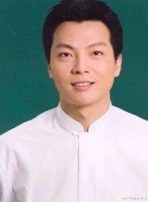 宋祖儿|从“草根”到“央视一哥”，妻子身家几十亿，儿子优秀，他背后的贵人藏不住了