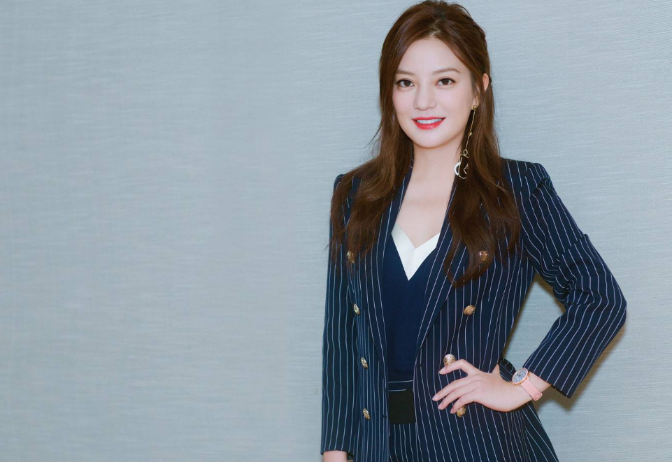 减脂|45岁赵薇减肥成功，从168斤到98斤，愈发精致了