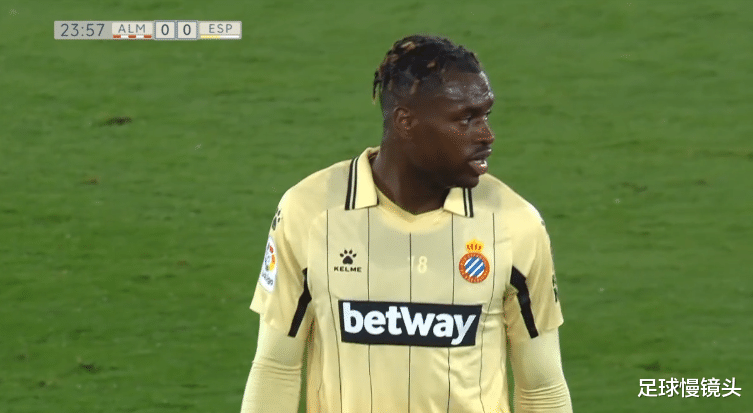 西班牙人|1-1！西班牙人绝境爆发，武磊队友梅西式助攻，连续2场罚丢点球