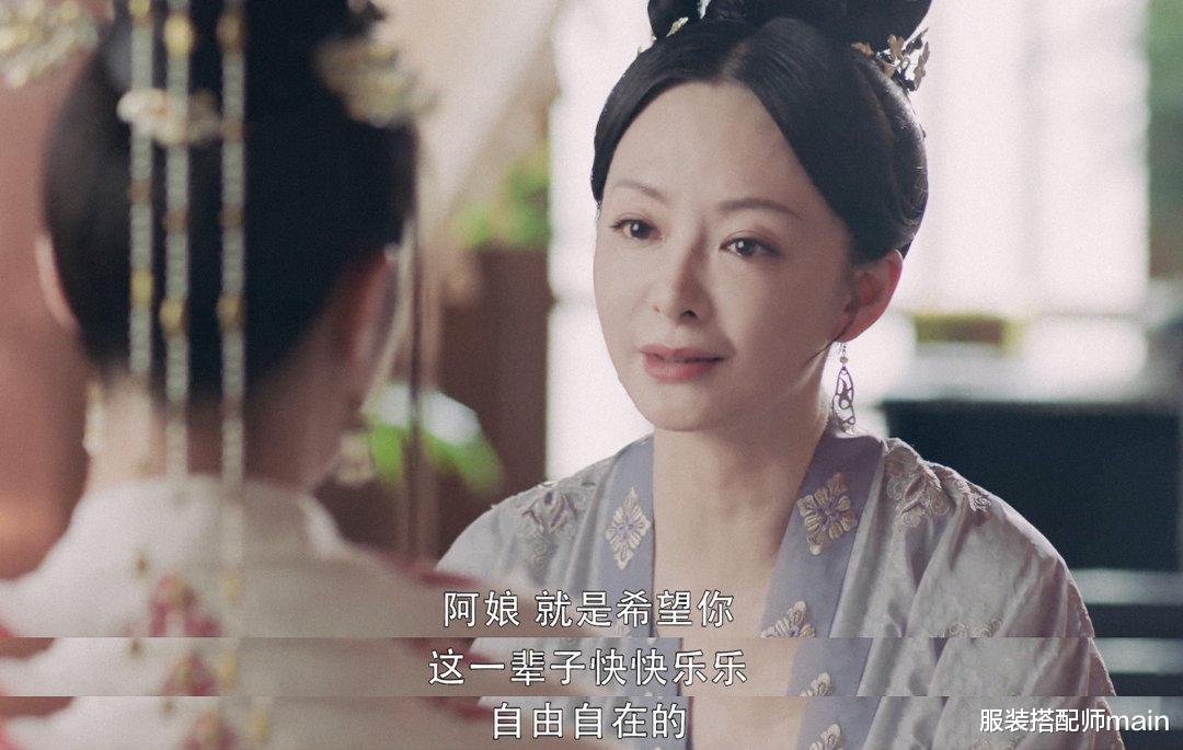 服装搭配师main|昔日上戏班花，演过迪丽热巴、罗晋的母亲，父亲更是国家一级演员