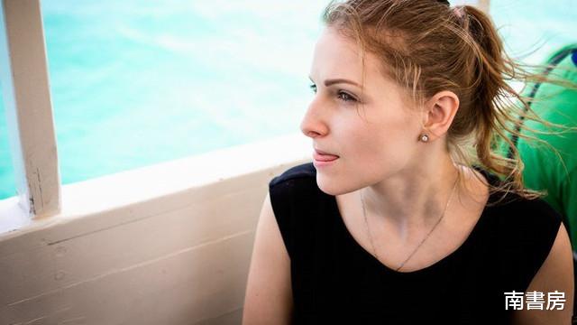 南書房 河北一32岁男子，出国留学时迎娶18岁乌克兰女神，如今生活很滋润