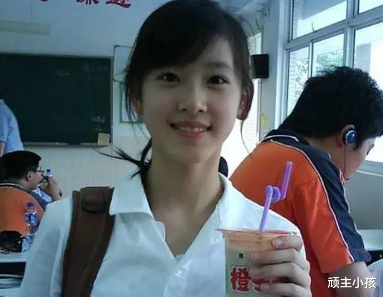 李诞|刘强东“前妻”龚晓京，藏了14年后终于露面，章泽天都自叹不如