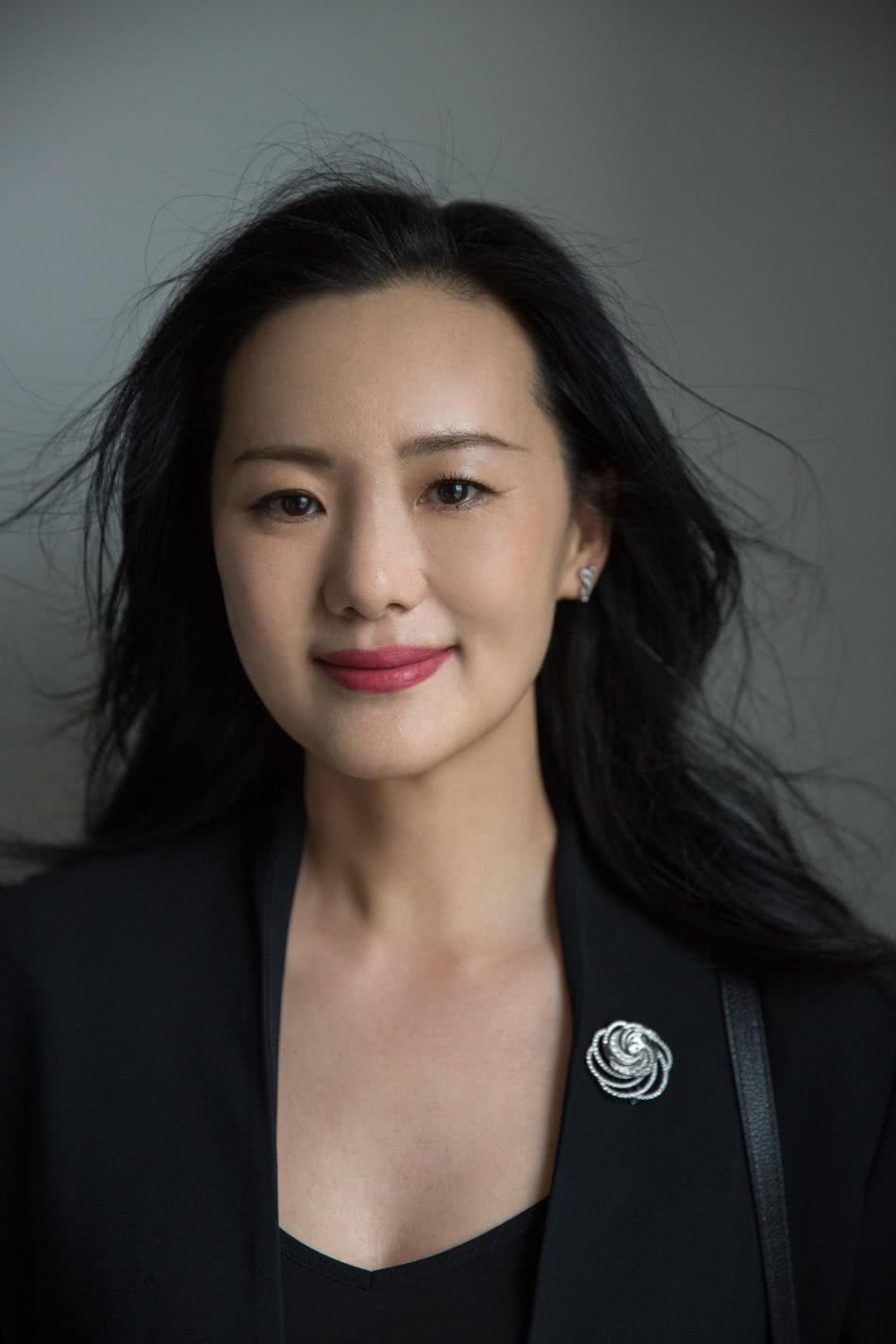 娱乐圈|不傍富豪，不滥情的5位女星，演技高颜值好，堪称“娱乐圈清流”