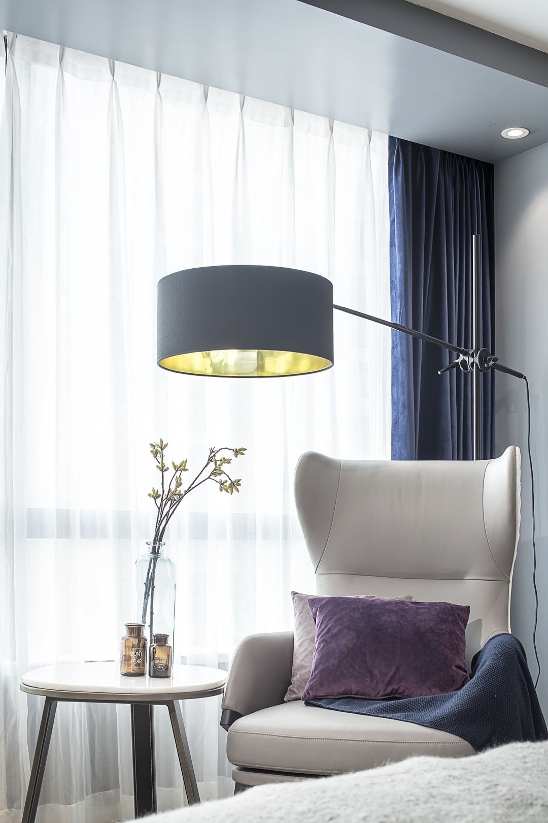 家居超人|优雅内敛的高级灰，神秘浪漫的紫色系，一起构成女王范的新家