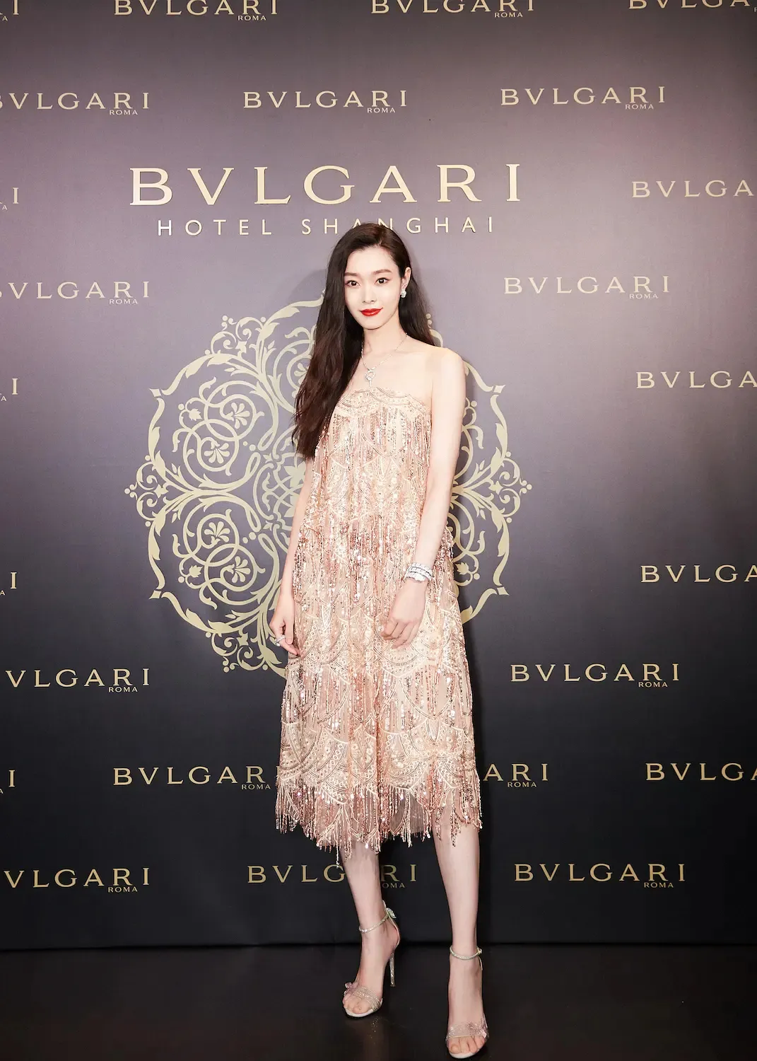 宋轶|郭麒麟当众表白大7岁女孩：多希望你就是德云社少夫人