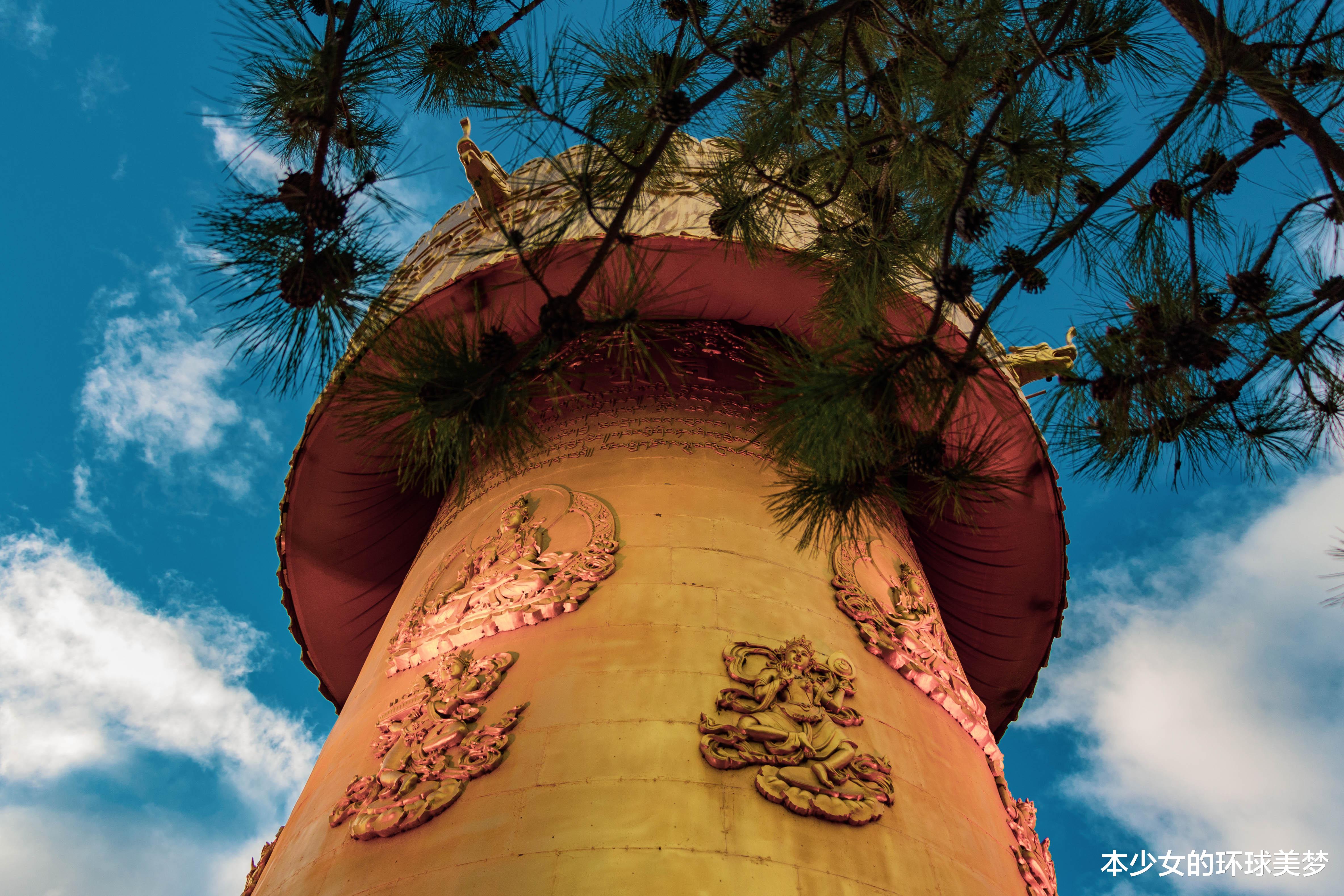 香格里拉 寻找香格里拉，海拔4600米徒步10公里，差点交待在稻城亚丁