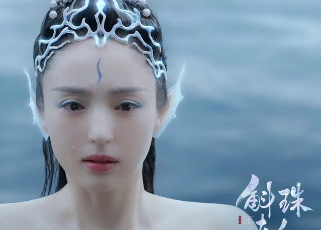 杨幂|《斛珠夫人》开播一天，热度第一播放量破2亿，杨幂不愧收视女王