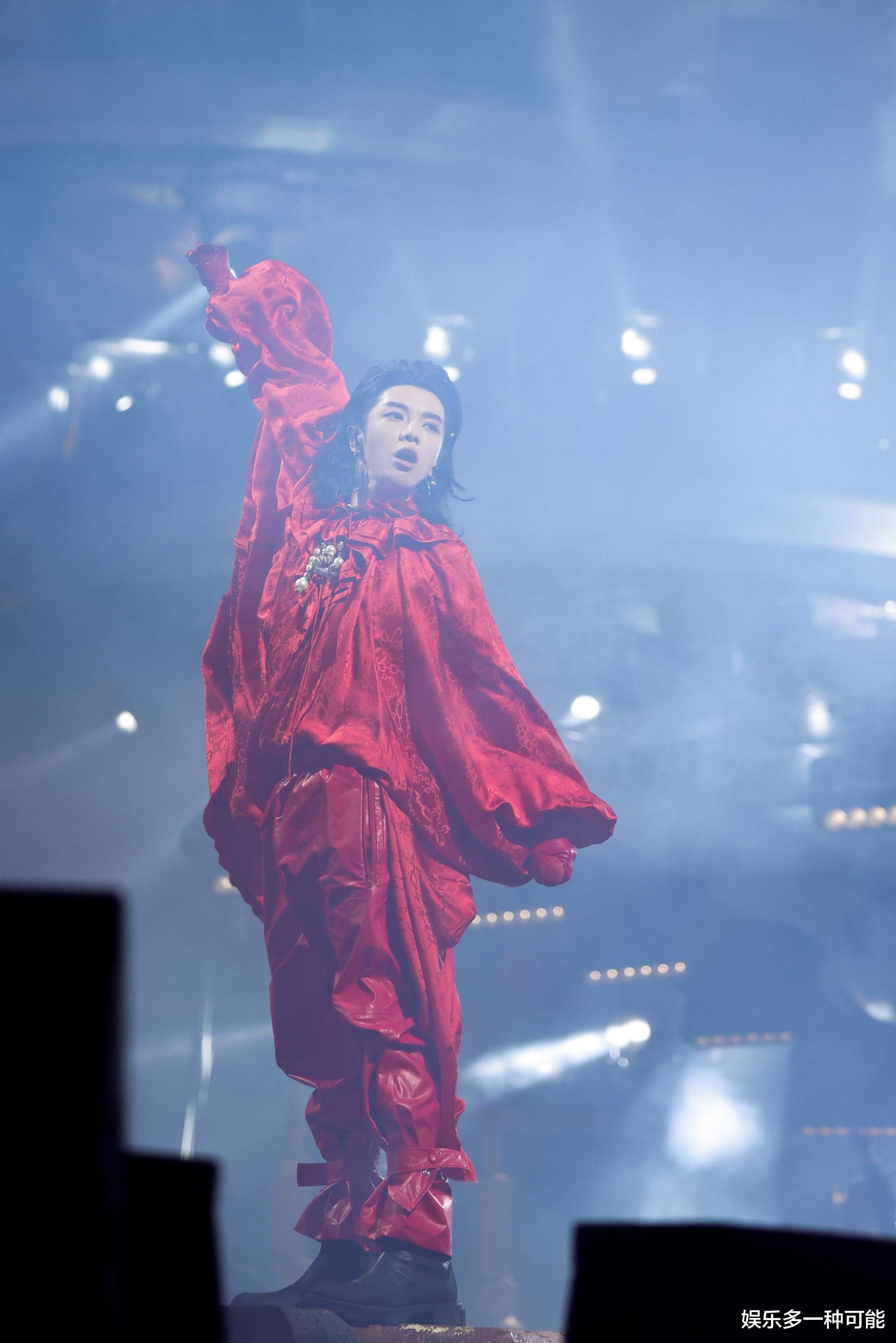 刘诗诗|2021华晨宇演唱会温暖收官 蓄力无限浪漫将治愈进行到底