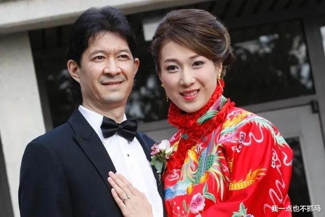 钟嘉欣|她在香港视后之路上陪跑10年,今天引起公愤了!