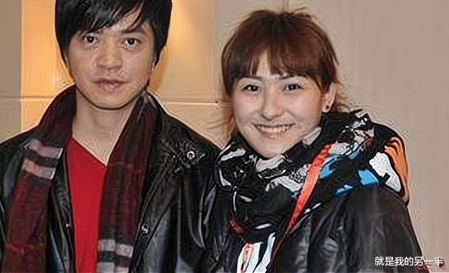 李健|李健与清华博士妻子罕见同框，女方发福明显，减肥真的这么难？