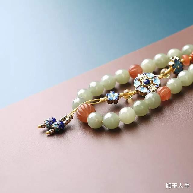 青金石|什么样的和田玉饰品既有中国风,但又不会显得老气?