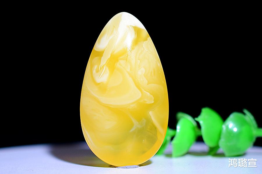 蜜蜡|玉石、琥珀、蜜蜡哪种饰品更优秀？了解品质之后，这个排序很真实