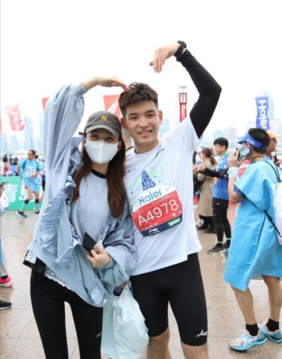 青岛市|青岛马拉松，“真假”冠军：兔子才是无冕之王