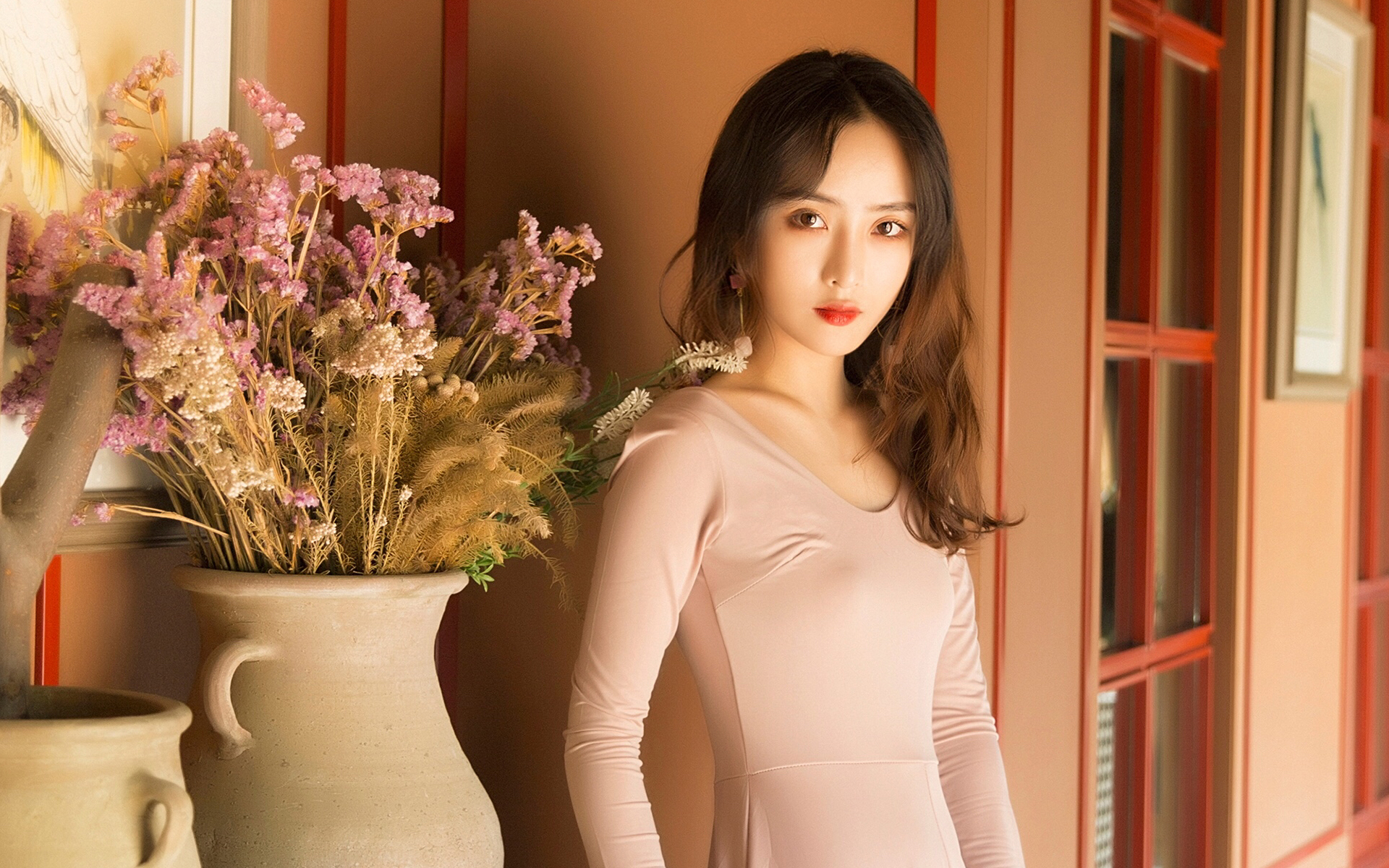 有个锤锤子|怎么样才可以找到一个真心爱你的女朋友？你越不好惹，女人越爱你