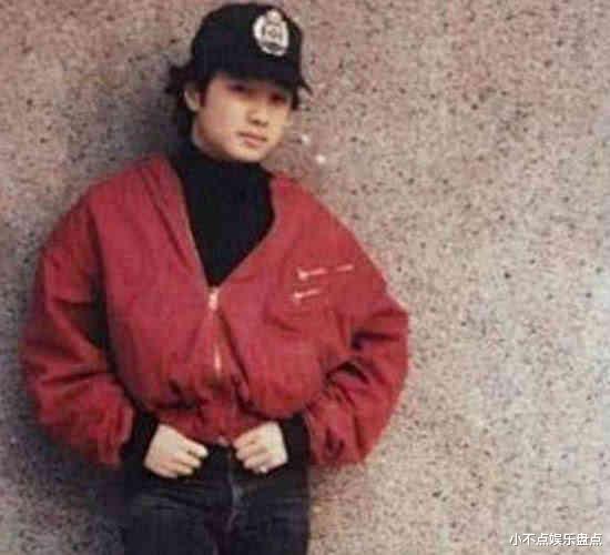 吕良伟|没遗传到高颜值的星二代：吕良伟儿子又矮又胖，徐峥女儿可惜了！