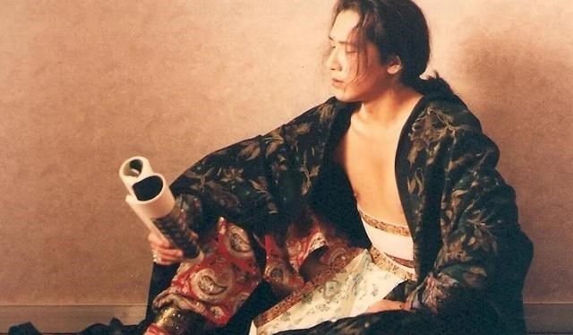 单立文|单立文：暗恋过王菲，为黄家驹抬过棺，一个被演戏耽误了的歌手