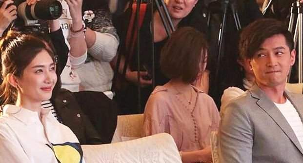 胡歌|胡歌两段感情失败至今单身，原因竟是母亲干涉，如今带着遗憾离世