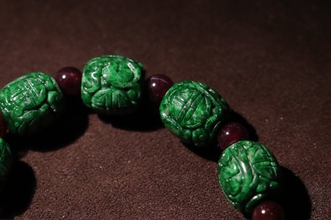 和田玉籽料|扳指>螭龙勒子