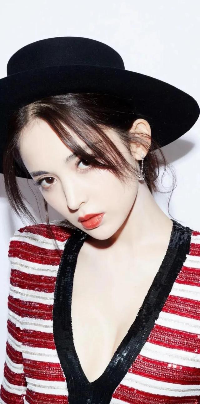 古力娜扎|小崔爱吃瓜:杨幂,王一博,刘亦菲,邓伦,古力娜扎